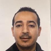 Sono uno studente laureando in Lingue e Letterature dell’Asia e dell’Africa e tutor universitario di lingua araba presso L’Orientale